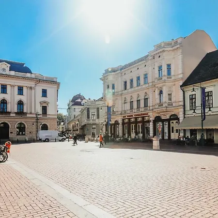 Hajnal * Szeged